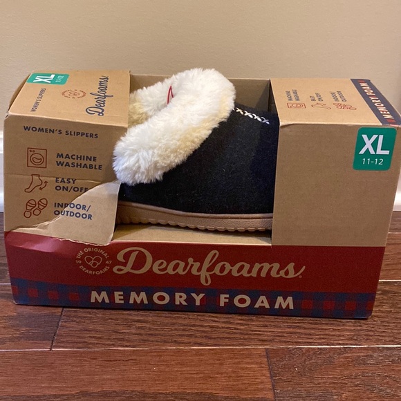 Dearfoam slippers NWT - Picture 1 of 4